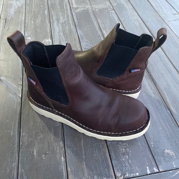 DANNER BULL RUN CHELSEA BOOTS - Picture 3 of 10